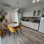 Safari Desert, 2 Camere, Mamaia-nord Apartamento *